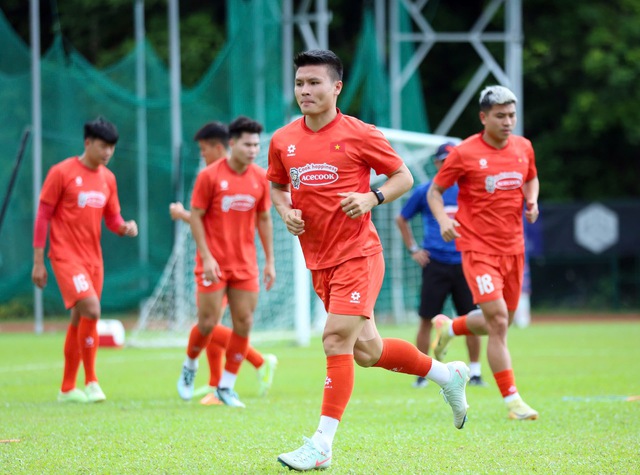Cận cảnh đội tuyển toàn Tây trị giá hàng trăm tỉ đồng của Malaysia: Không phải dạng vừa đâu!
- Ảnh 9. Cận cảnh đội tuyển toàn Tây trị giá hàng trăm tỉ đồng của Malaysia: Không phải dạng vừa đâu!
- Ảnh 9.