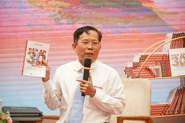 'Gia sản' báo chí 30 năm làm nghề của Tổng biên tập Tô Đình Tuân- Ảnh 2. 'Gia sản' báo chí 30 năm làm nghề của Tổng biên tập Tô Đình Tuân- Ảnh 2.