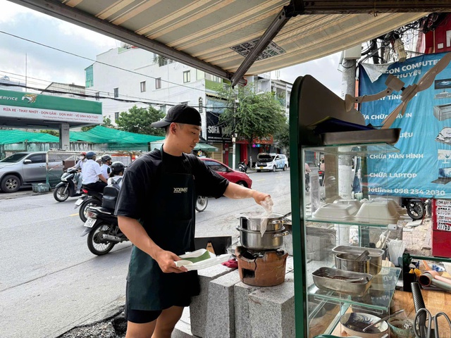 Đằng sau chuyện chàng trai bỏ công việc ổn định đi bán xôi