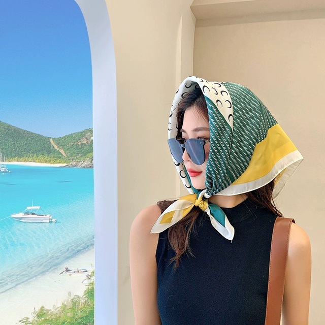 Tuyệt chiêu tạo nên vẻ ngoài thời thượng với khăn turban- Ảnh 3. Tuyệt chiêu tạo nên vẻ ngoài thời thượng với khăn turban- Ảnh 3.