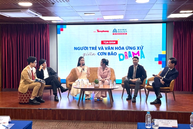 Sinh viên thích 'hóng' drama trên mạng xã hội và giật mình khi biết hậu quả - Ảnh 1.