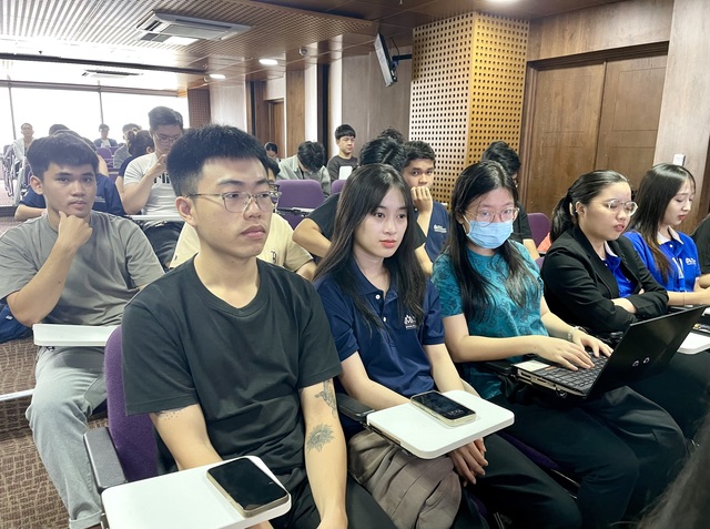 Sinh viên thích 'hóng' drama trên mạng xã hội và giật mình khi biết hậu quả - Ảnh 3.