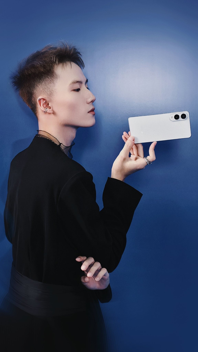 3 lý do khiến Galaxy S25 Edge luôn nằm trong tay người đam mê xu hướng 3 lý do khiến Galaxy S25 Edge luôn nằm trong tay người đam mê xu hướng