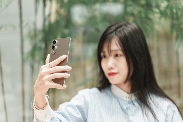 3 lý do khiến Galaxy S25 Edge luôn nằm trong tay người đam mê xu hướng- Ảnh 2. 3 lý do khiến Galaxy S25 Edge luôn nằm trong tay người đam mê xu hướng- Ảnh 2.