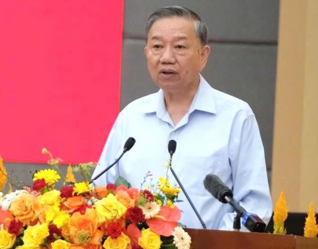 Tổng Bí thư Tô Lâm: Đóng sân bay Liên Khương 6 tháng làm sao phát triển kinh tế? Tổng Bí thư Tô Lâm: Đóng sân bay Liên Khương 6 tháng làm sao phát triển kinh tế?