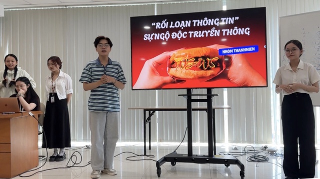 Cách Gen Z ‘giải độc thông tin’ trong cuộc chiến tin giả Cách Gen Z ‘giải độc thông tin’ trong cuộc chiến tin giả
