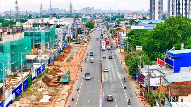 Đô thị cạnh khu công nghiệp hút nhà đầu tư, vì sao?- Ảnh 2.
