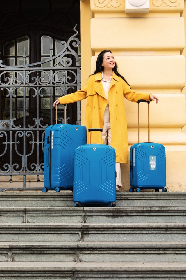 Chọn vali Roncato phù hợp cabin và ký gửi cho doanh nhân và du học sinh  - Ảnh 2.