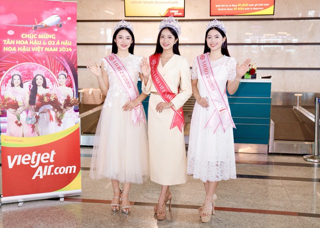 Tân Hoa hậu Việt Nam bay cùng Vietjet trên hành trình đầu tiên sau lễ đăng quang - Ảnh 8.