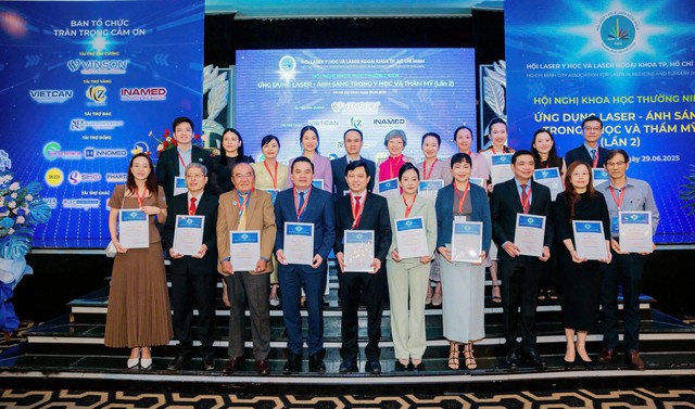 Bác sĩ Tô Lan Phương chia sẻ tầm quan trọng của chống lão hóa tầng cơ Bác sĩ Tô Lan Phương chia sẻ tầm quan trọng của chống lão hóa tầng cơ