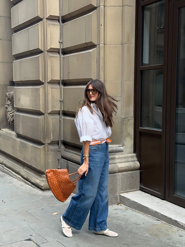 Quần jeans xanh và áo sơ mi, cặp đôi bảo chứng cho mọi phong cách- Ảnh 6. Quần jeans xanh và áo sơ mi, cặp đôi bảo chứng cho mọi phong cách- Ảnh 6.