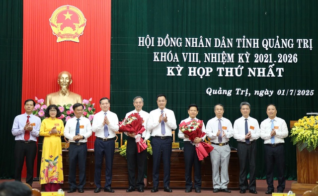 Kỳ họp thứ nhất HĐND tỉnh Quảng Trị mới: Nền móng cho giai đoạn phát triển mới - Ảnh 2.