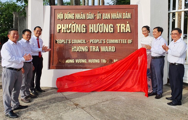 Ngày đầu làm việc ở chính quyền xã mới: 'Xử lý thủ tục chỉ mất 15 phút’ - Ảnh 3.