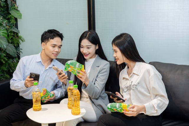 Người trẻ săn thưởng khủng cùng Trà Xanh Không Độ để có tiền du lịch, mua sắm- Ảnh 3. Người trẻ săn thưởng khủng cùng Trà Xanh Không Độ để có tiền du lịch, mua sắm- Ảnh 3.