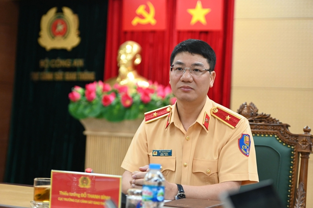 CSGT sẽ gửi thông báo cho chủ phương tiện sau 2 tiếng vi phạm- Ảnh 1. CSGT sẽ gửi thông báo cho chủ phương tiện sau 2 tiếng vi phạm- Ảnh 1.