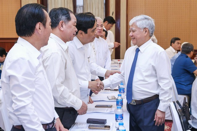 Bổ sung 6 phó chủ tịch Ủy ban T.Ư Mặt trận Tổ quốc Việt Nam- Ảnh 2. Bổ sung 6 phó chủ tịch Ủy ban T.Ư Mặt trận Tổ quốc Việt Nam- Ảnh 2.