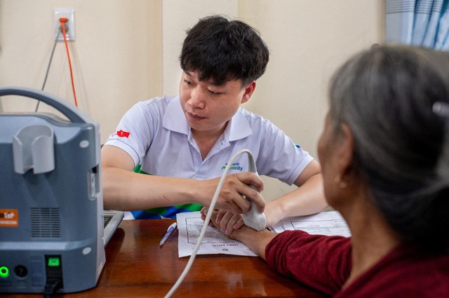 Pharmacity chăm sóc sức khỏe người có công với đất nước tại Quảng Trị- Ảnh 3. Pharmacity chăm sóc sức khỏe người có công với đất nước tại Quảng Trị- Ảnh 3.