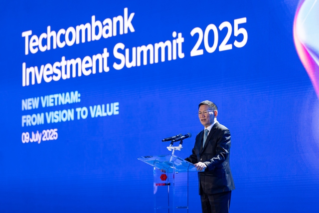 Techcombank Investment Summit 2025: 'Việt Nam mới - tầm nhìn kiến tạo giá trị'- Ảnh 1. Techcombank Investment Summit 2025: 'Việt Nam mới - tầm nhìn kiến tạo giá trị'- Ảnh 1.