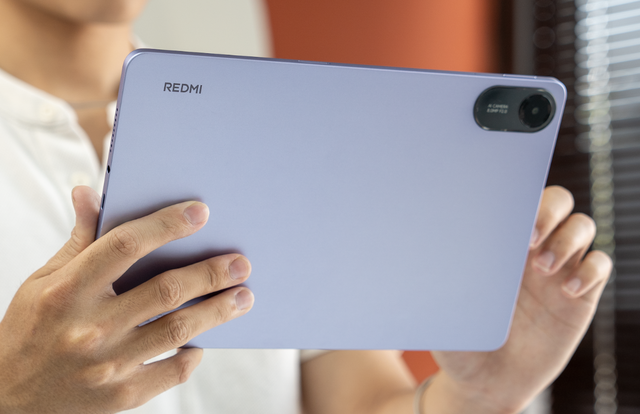 Trải nghiệm Redmi Pad 2 giá dưới 5 triệu đồng Trải nghiệm Redmi Pad 2 giá dưới 5 triệu đồng