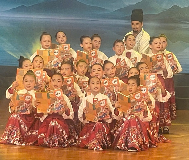 Ngày hội đọc sách quốc tế ở Sùng Tả- Ảnh 4.