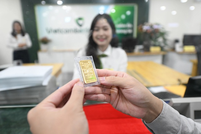 Thị trường vàng lặng sóng trước ngày sửa Nghị định 24 Thị trường vàng lặng sóng trước ngày sửa Nghị định 24