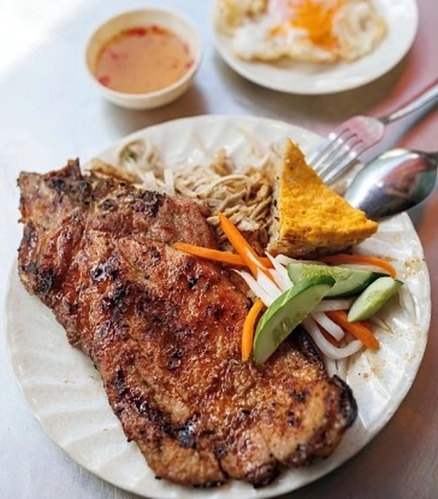 Những món ngon Việt Nam ngòai phở và bánh mì: Khám phá ẩm thực đặc sắc - Ảnh 1. Những món ngon Việt Nam ngòai phở và bánh mì: Khám phá ẩm thực đặc sắc - Ảnh 1.