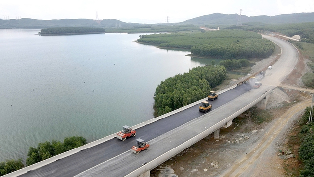 Tin tức đặc biệt trên báo in Thanh Niên 12.7.2025