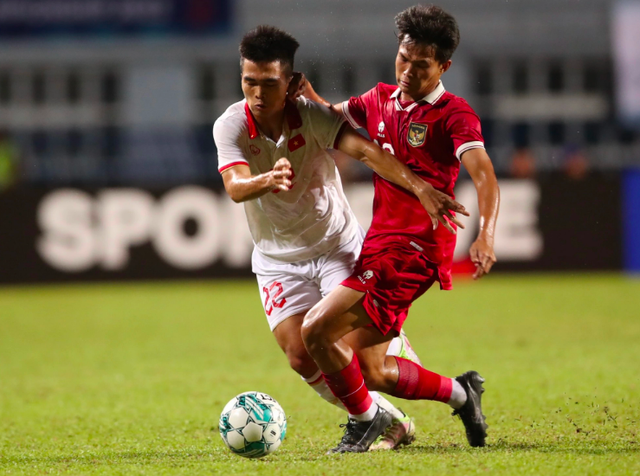 U.23 Indonesia ‘đáng sợ’: Không loại tiền đạo nhập tịch gốc Hà Lan, chờ phá lưới U.23 Việt Nam
- Ảnh 2. U.23 Indonesia ‘đáng sợ’: Không loại tiền đạo nhập tịch gốc Hà Lan, chờ phá lưới U.23 Việt Nam
- Ảnh 2.