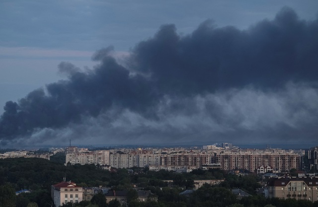 Chiến sự Ukraine ngày 1.235: Ukraine hứng không kích, xe tăng Kyiv 'lắp lưới' chống UAV- Ảnh 2. Chiến sự Ukraine ngày 1.235: Ukraine hứng không kích, xe tăng Kyiv 'lắp lưới' chống UAV- Ảnh 2.