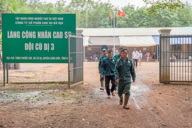 Chuyện trong ngôi làng công nhân bên rừng cao su ở TP.HCM