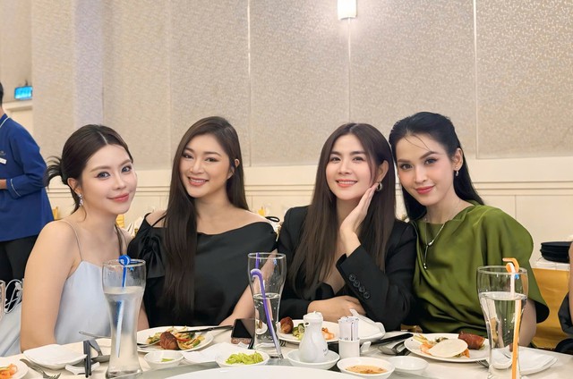 

Dàn sao phim truyền hình hội ngộ trong tiệc cưới của Hùng Thuận  