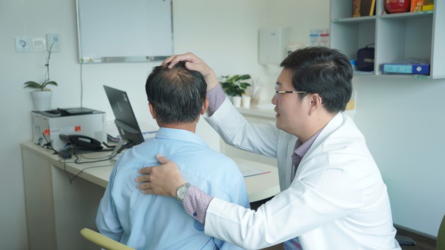 Phục hồi ngoạn mục sau đa thương tổn cột sống nhờ phương pháp xâm lấn tối thiểu- Ảnh 5. Phục hồi ngoạn mục sau đa thương tổn cột sống nhờ phương pháp xâm lấn tối thiểu- Ảnh 5.