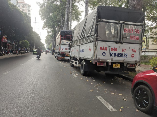 Có bảng cấm vẫn đậu xe