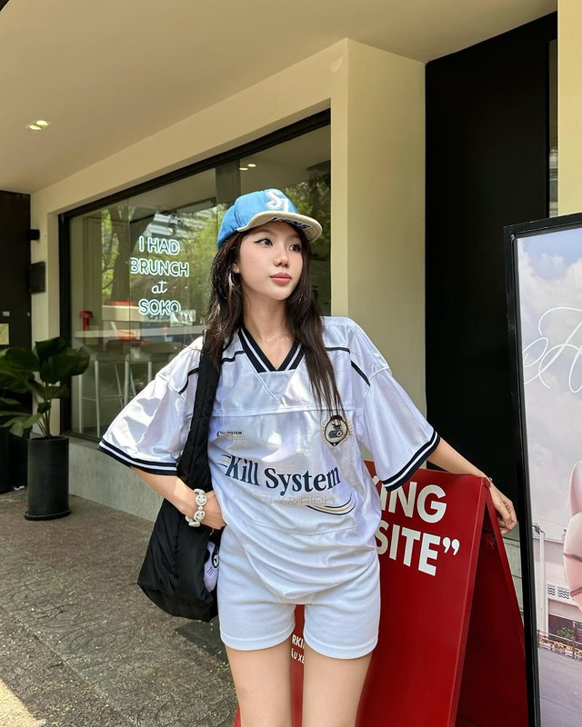 'Thống trị' phố phường cùng áo jersey đậm chất thể thao- Ảnh 3.