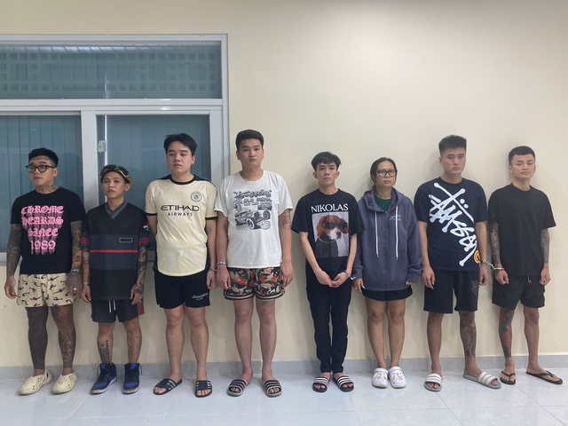 Khởi tố 8 người trong đường dây 'bóng cười', thu lợi hàng trăm tỉ đồng- Ảnh 2. Khởi tố 8 người trong đường dây 'bóng cười', thu lợi hàng trăm tỉ đồng- Ảnh 2.