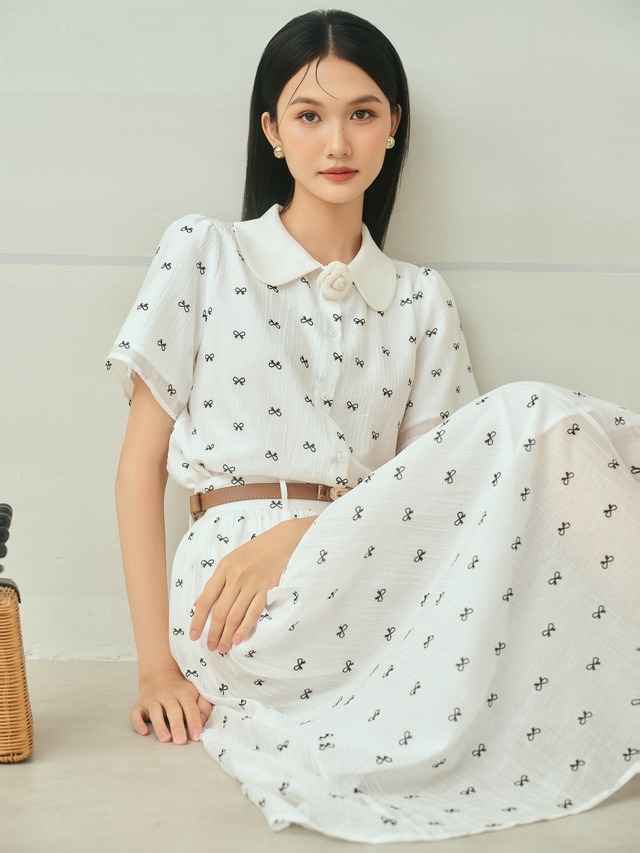 Áo sơ mi trơn, sơ mi họa tiết đơn giản nhưng sang xịn nhất mùa này Áo sơ mi trơn, sơ mi họa tiết đơn giản nhưng sang xịn nhất mùa này