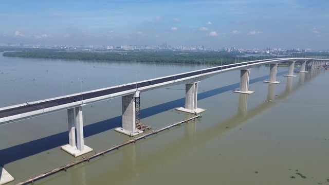 19.8 thông xe cầu Nhơn Trạch, không phải xe nào cũng được đi - Ảnh 1.
