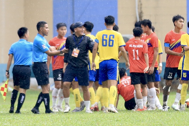 Xác định 12 đội vào vòng chung kết U.21 quốc gia 2025: Đồng Tháp thắng tuyệt đối- Ảnh 4.