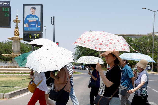 Trong 2 tháng, hơn 1.100 người chết do nắng nóng tại Tây Ban Nha - Ảnh 1.