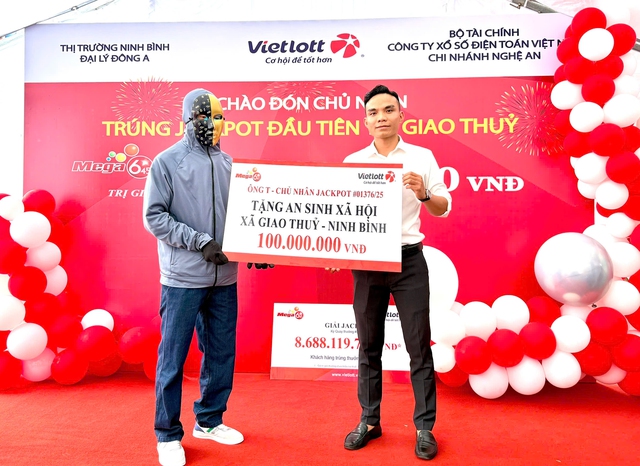 Mua 1 dãy số suốt 8 năm, người đàn ông ở Ninh Bình trúng Vietlott 8,6 tỉ- Ảnh 3. Mua 1 dãy số suốt 8 năm, người đàn ông ở Ninh Bình trúng Vietlott 8,6 tỉ- Ảnh 3.
