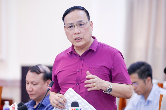 Thấy gì từ phổ điểm thi tốt nghiệp THPT năm 2025? - Ảnh 2.