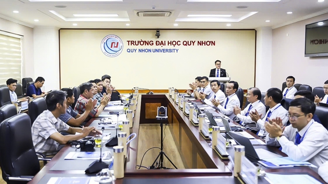 Cơ hội miễn học phí cho sinh viên học AI, bán dẫn tại Trường ĐH Quy Nhơn - Ảnh 1.
