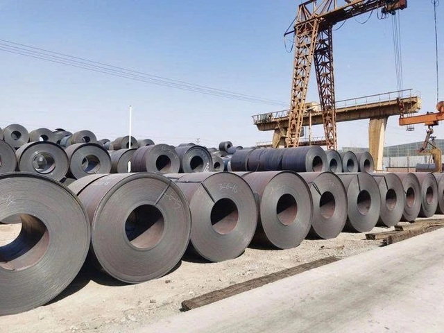 Thép cán nóng khổ rộng nhập khẩu tăng 26 lần- Ảnh 1. Thép cán nóng khổ rộng nhập khẩu tăng 26 lần- Ảnh 1.