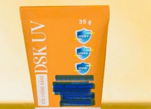 Lô sữa chống nắng DSK UV bị yêu cầu vi thu hồi toàn quốc - Ảnh 1.