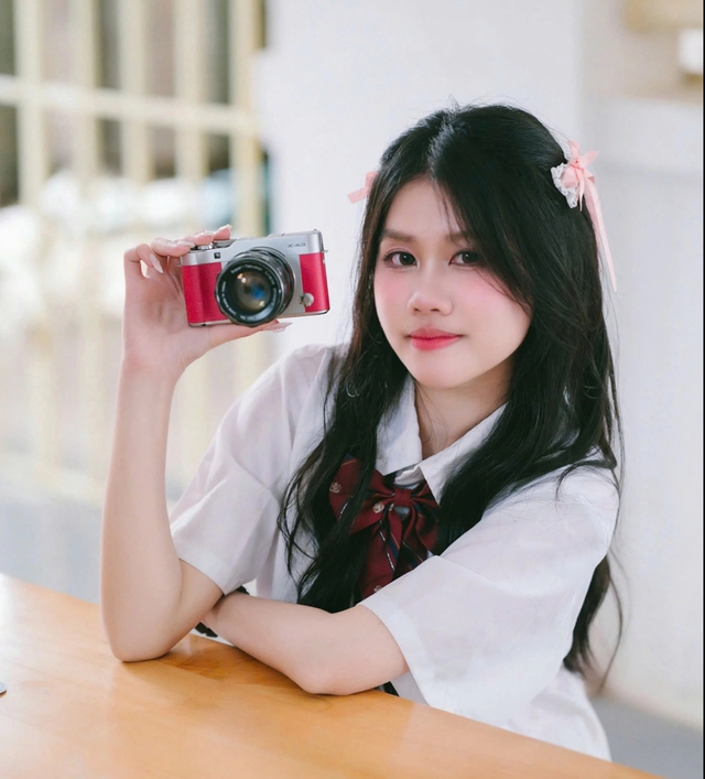 Thủ khoa khối C00 duy nhất toàn quốc ước mơ làm cô giáo - Ảnh 2.