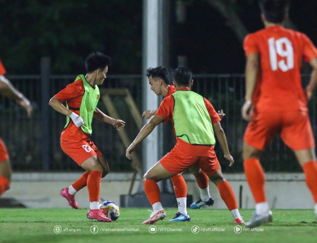 U.23 Việt Nam mạnh nhưng đối thủ không hề xoàng: Bảo vệ ngôi vương bằng cách nào?- Ảnh 2. U.23 Việt Nam mạnh nhưng đối thủ không hề xoàng: Bảo vệ ngôi vương bằng cách nào?- Ảnh 2.