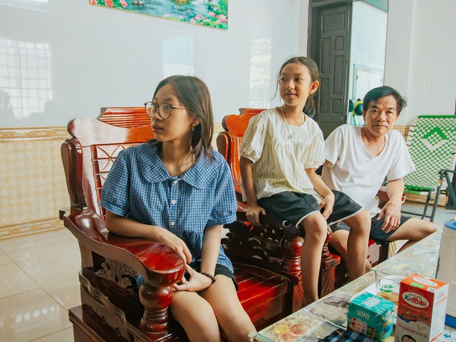 Nữ sinh Quảng Trị chia sẻ bí quyết làm môn ngữ văn đạt 9,75 điểm- Ảnh 2. Nữ sinh Quảng Trị chia sẻ bí quyết làm môn ngữ văn đạt 9,75 điểm- Ảnh 2.