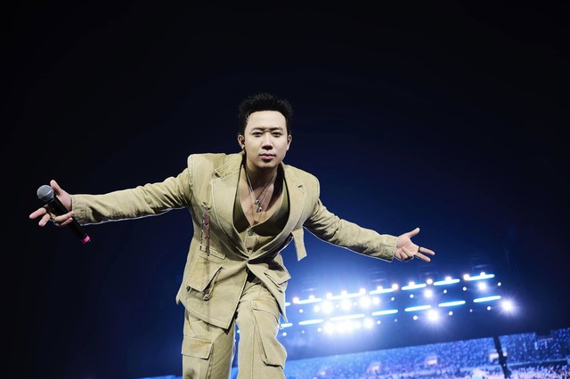 Vì sao Trấn Thành vắng mặt trong concert 'Anh trai say hi' ở Mỹ? - Ảnh 1.