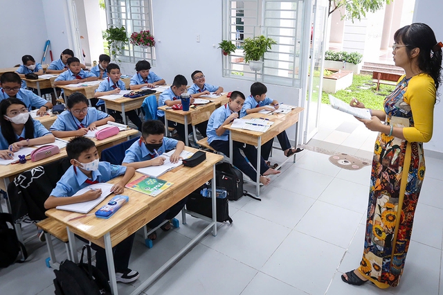 Nên giao quyền tuyển dụng, điều động nhà giáo cho ai? Nên giao quyền tuyển dụng, điều động nhà giáo cho ai?