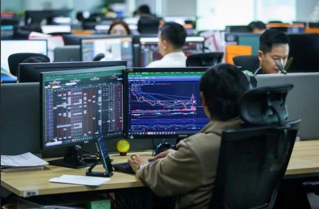 95% nhà đầu tư cá nhân thua lỗ, rời thị trường chứng khoán sau 2 năm - Ảnh 1.